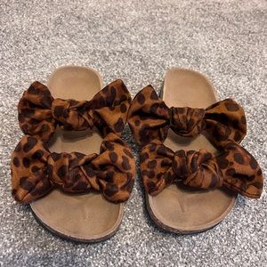 Leopard Bow Sandal Slides